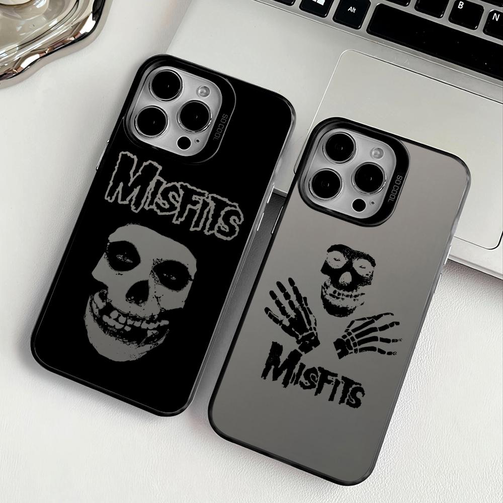 Apple Iphone 15 Pro Max - Casing Ponsel Misfits Untuk IPhone 17