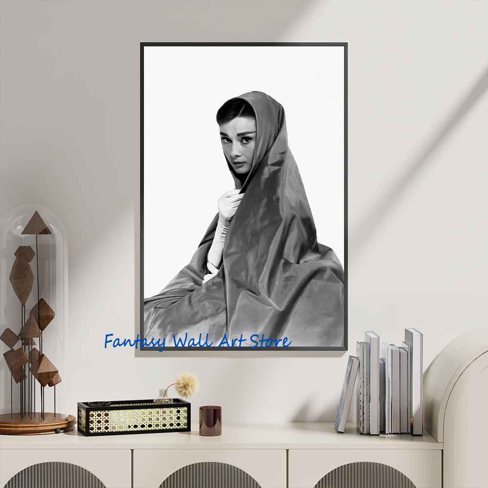 Poster Retro Fotografi Audrey  - Luxury Lifestyle Pictures ulasan dan harga