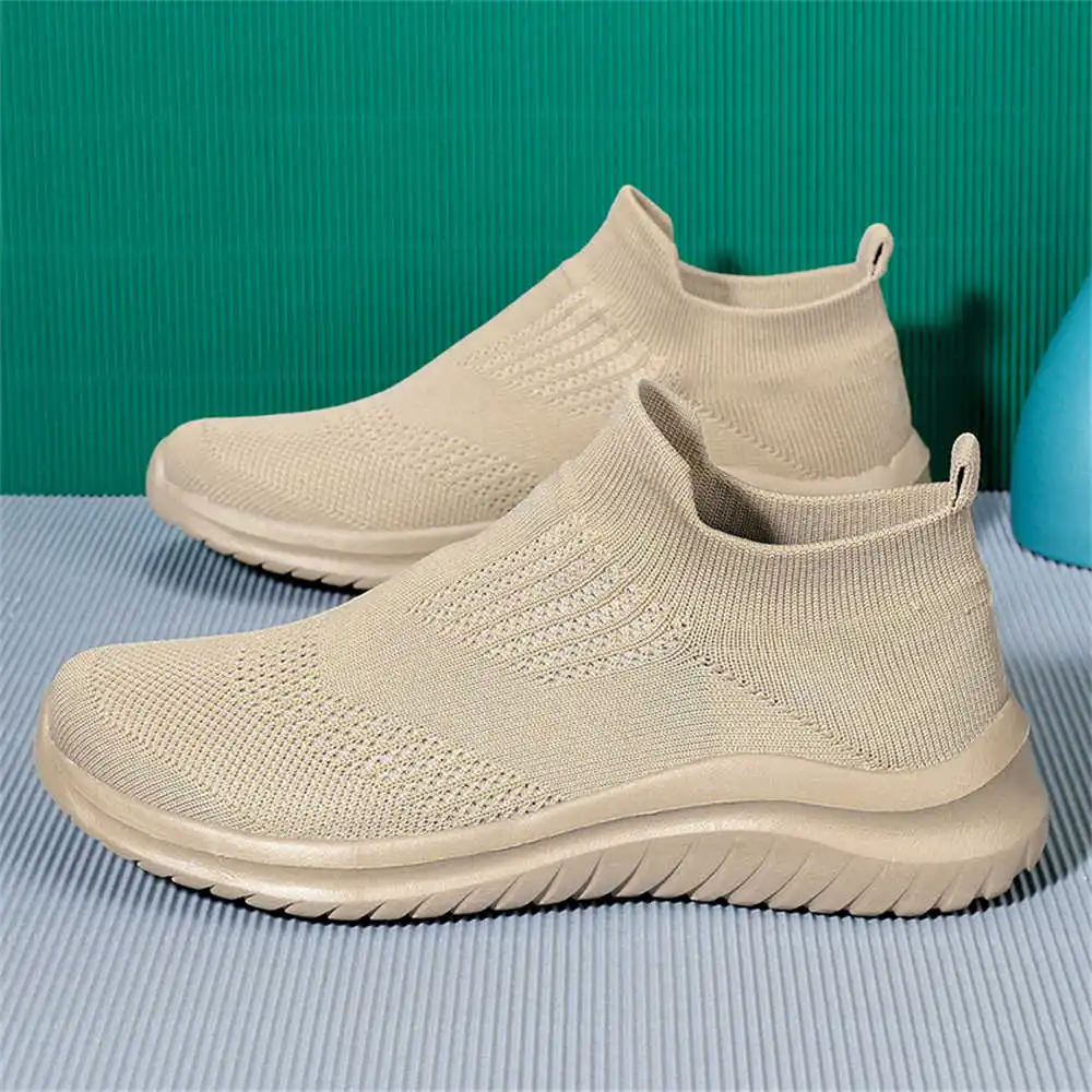 Sepatu olahraga pria, krem lem - Luxury Lifestyle Of Celebrities ulasan dan harga