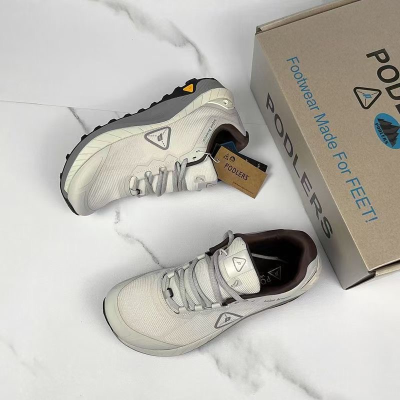 Sepatu Jalan Kaki Merek Mewah  - Luxury Lifestyle Brand ulasan dan harga